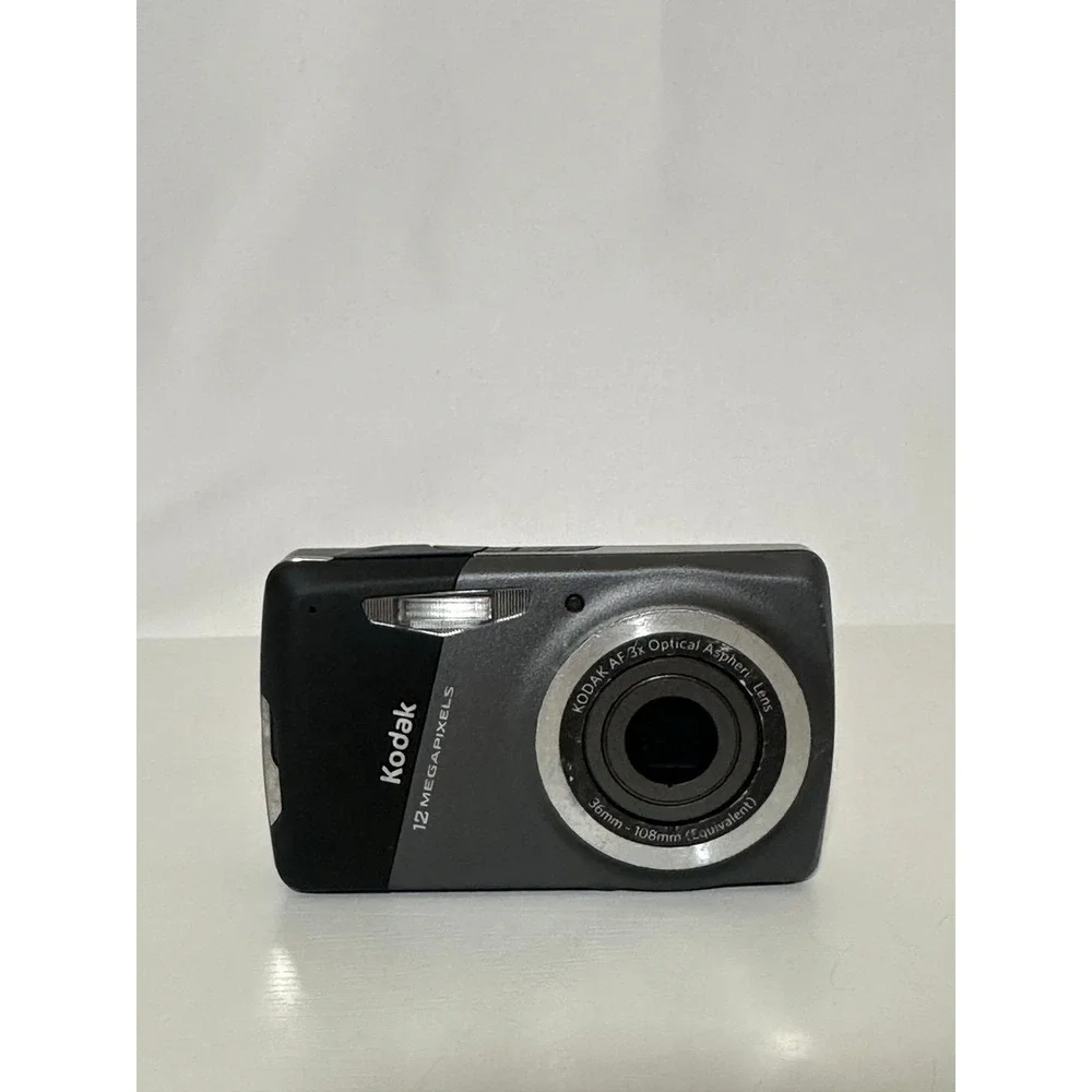 Kodak EasyShare M530 digital camera For Parts Only